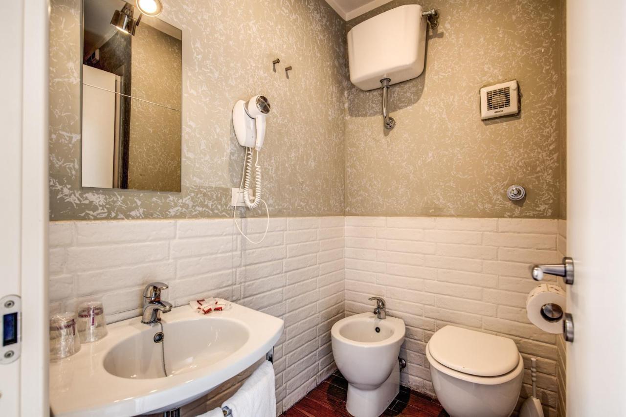 Roma Da Noi Bed & Breakfast ภายนอก รูปภาพ